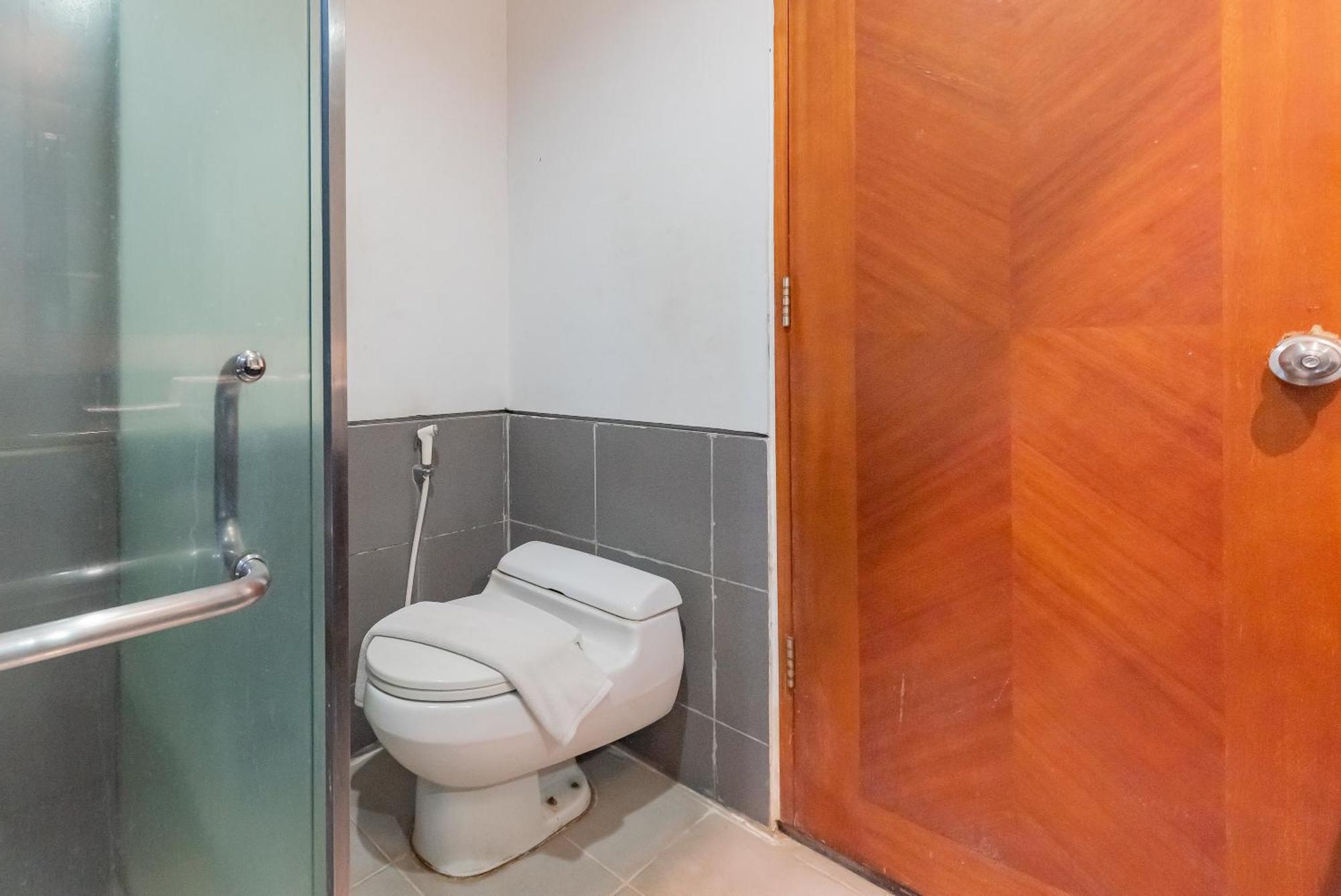 Hotel Reddoorz Premium Near Paris Mall Bandung