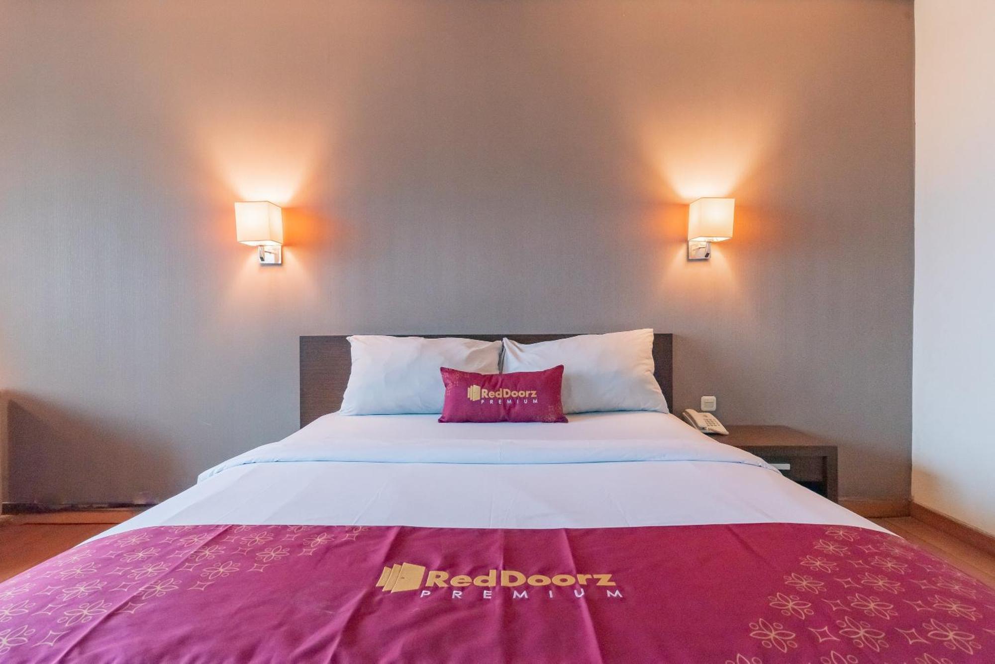 Reddoorz Premium Near Paris Mall Hotel Bandung