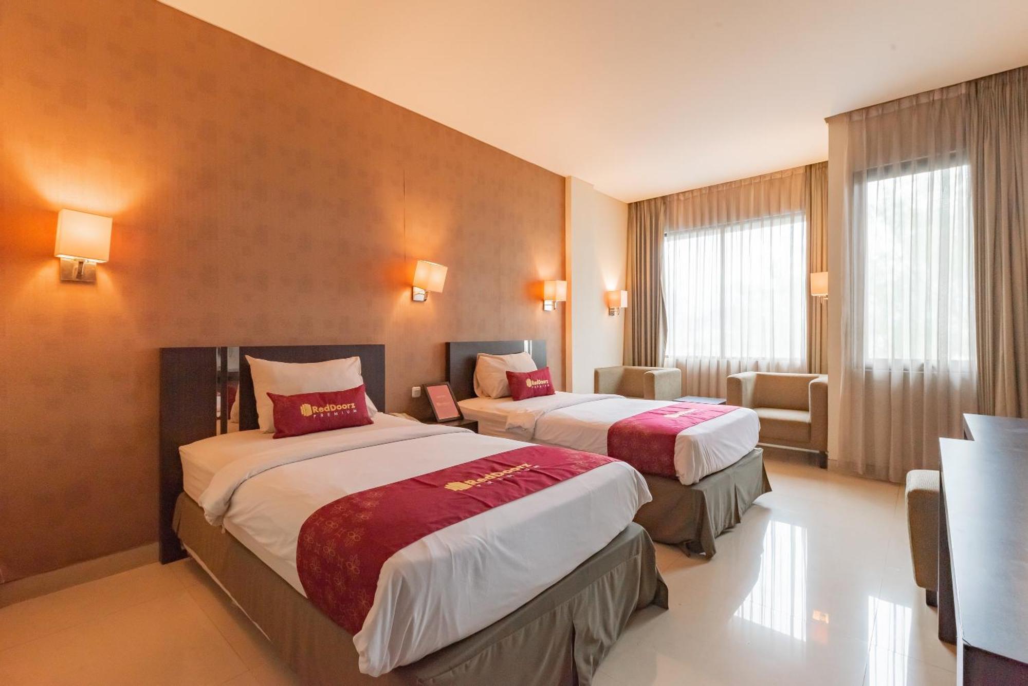 Reddoorz Premium Near Paris Mall Bandung