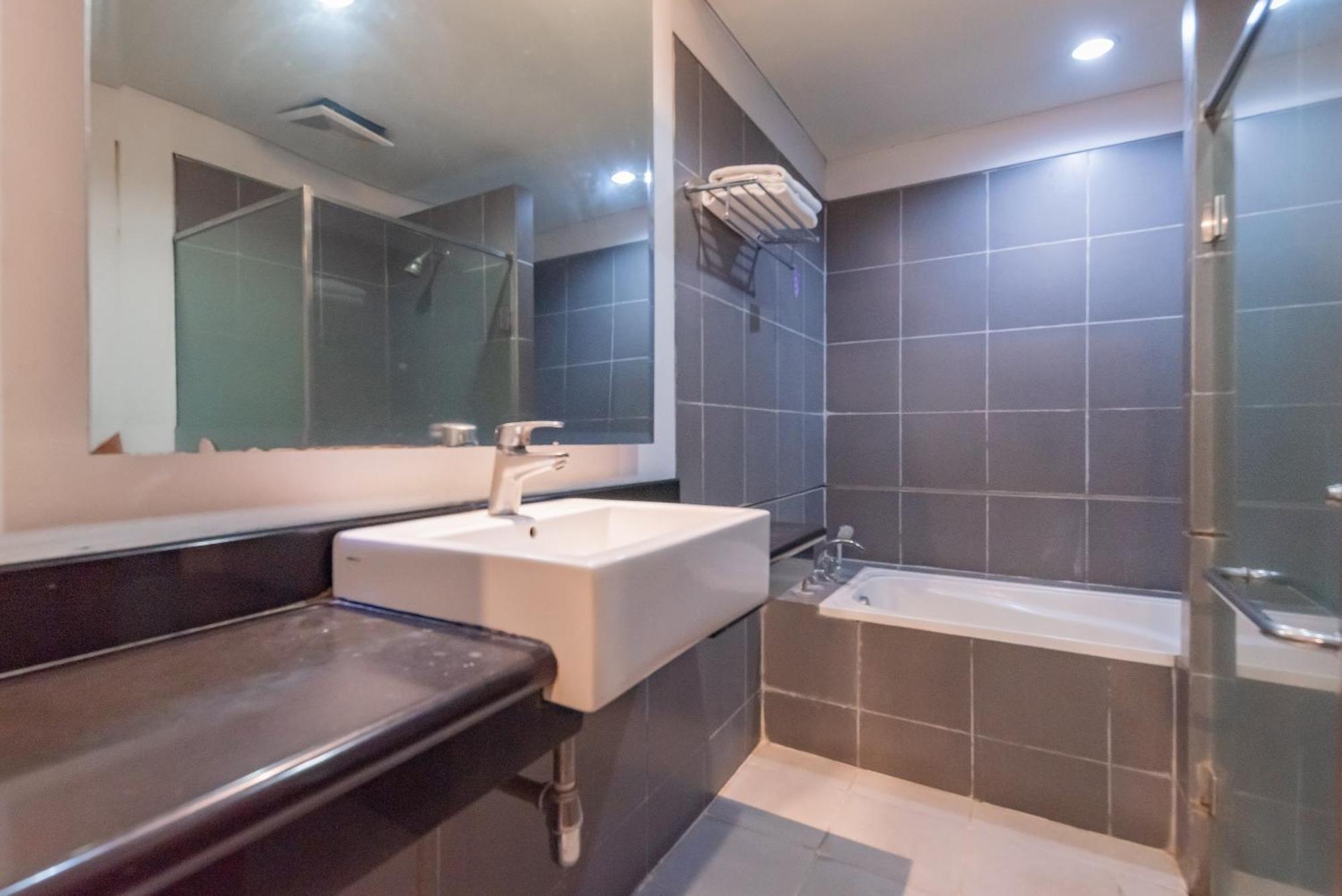 Reddoorz Premium Near Paris Mall Hotel Bandung