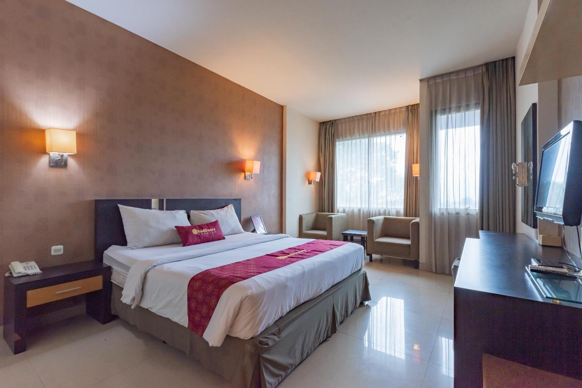 Reddoorz Premium Near Paris Mall 3* Bandung